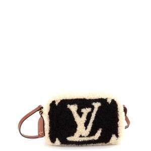 Louis Vuitton Beach Pouch Giant Teddy #219190L21B